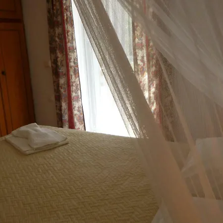 Giannis Appartments * 圣佐治欧斯帕贡