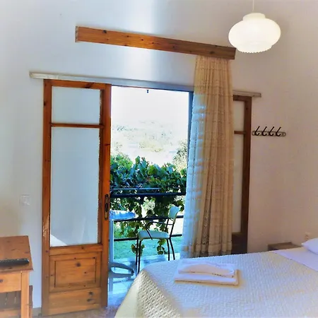 公寓 Giannis Appartments 圣佐治欧斯帕贡