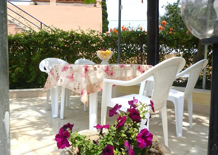 Giannis Corfu Апартаменты *